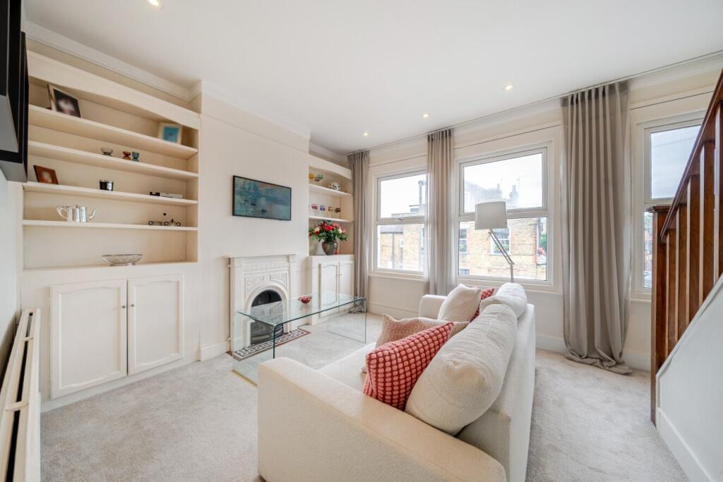 Apartment in London - View 2