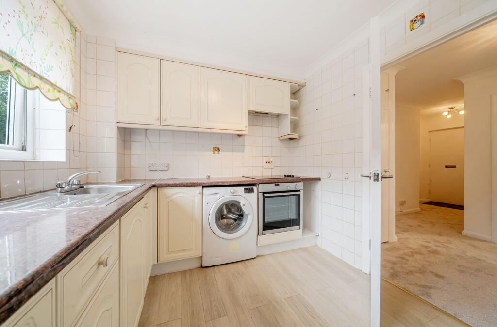 Highwood, Shortlands Road, Bromley, Kent. BR2 photo 4