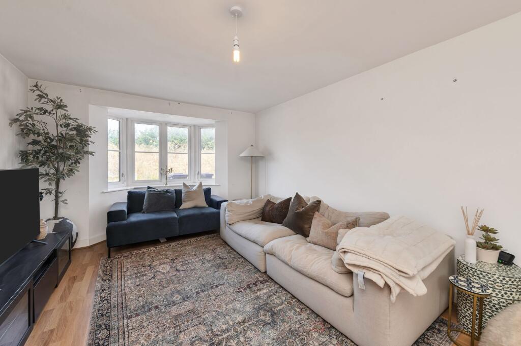 House in Stevenage - View 3