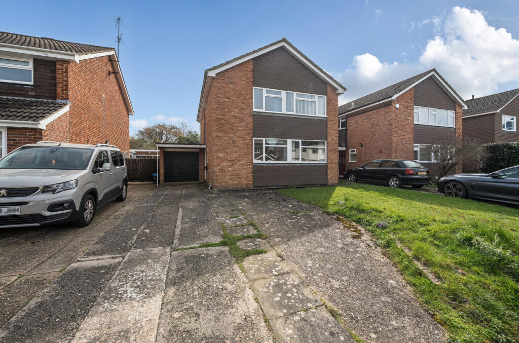 Main image of property: Redwood Avenue, Woodley, Reading