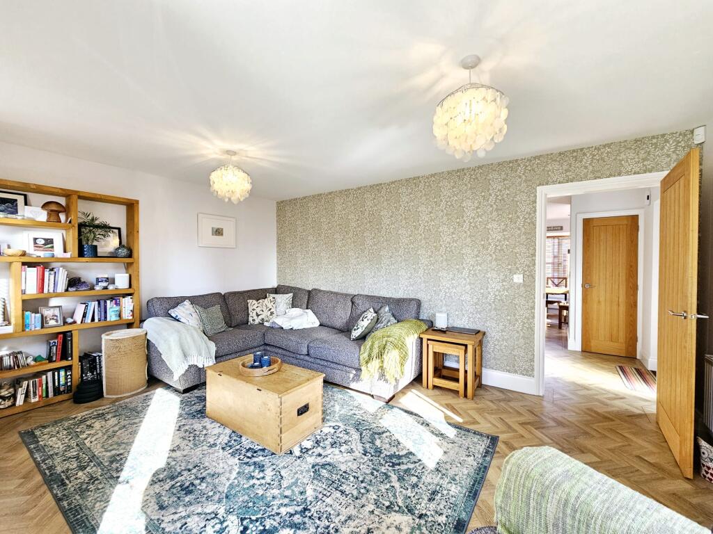 Fenton Drive, West Ayton, Scarborough, North Yorkshire photo 4