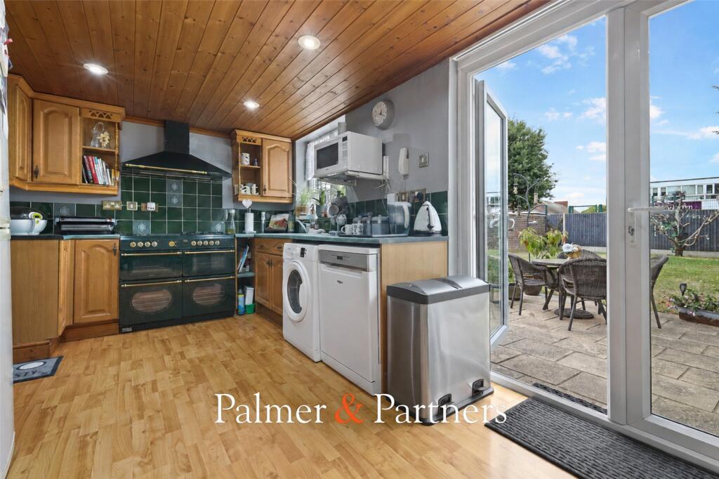 House in Clacton-on-Sea, Great Clacton - View 2