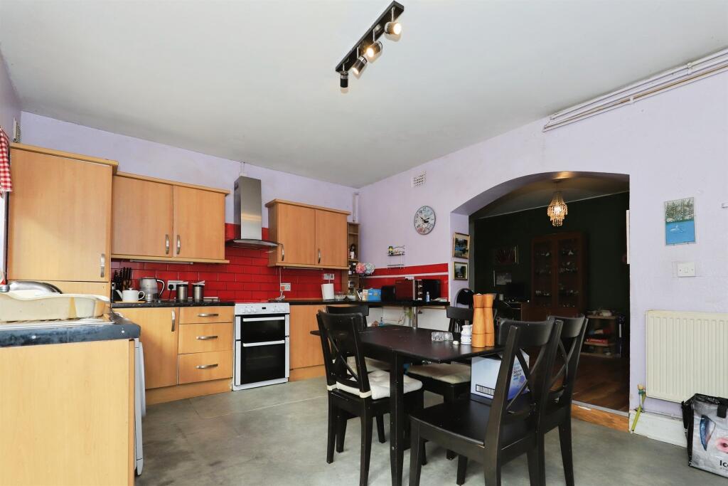 House in Wolverhampton - View 4