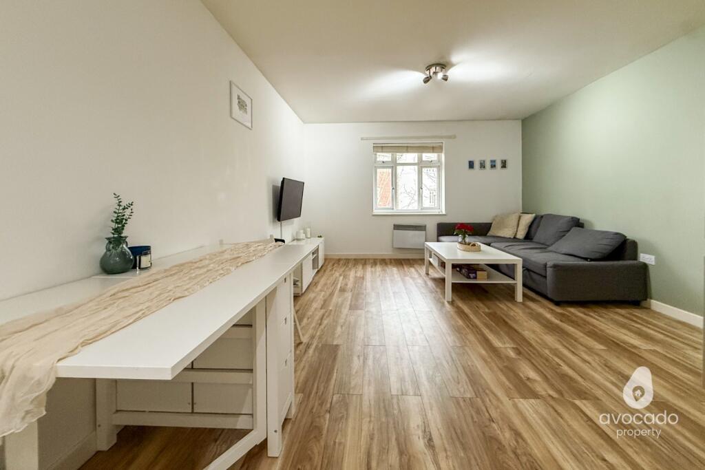 Gabriels Square, Lower Earley, RG6 - View 5