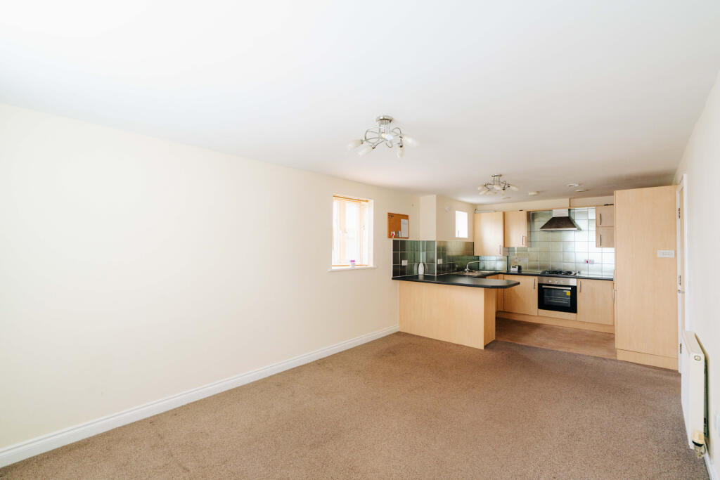 Flat 2, 141a, High Street, Portishead photo 4