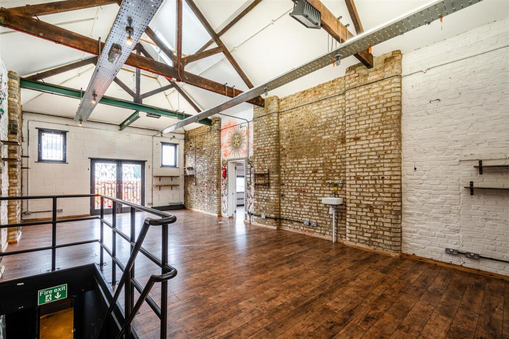 Main image of property: Broadway Market Mews, London