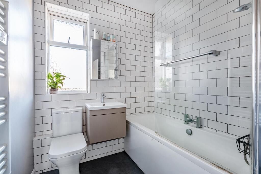Apartment in Hove, Brighton and Hove - More