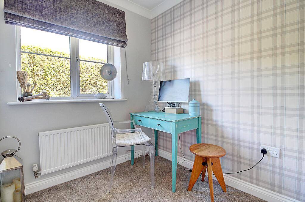 House in Basingstoke and Deane, Winklebury - View 4