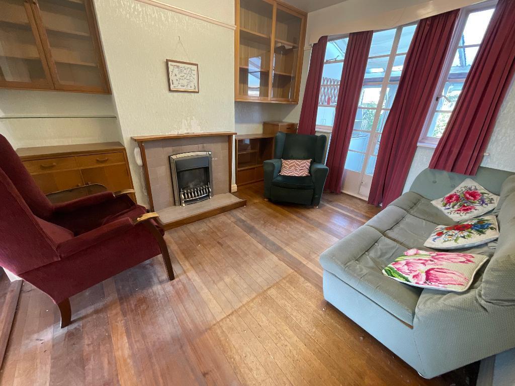 Main image of property: Rosebank Avenue, Hornchurch, Essex, RM12 5QS