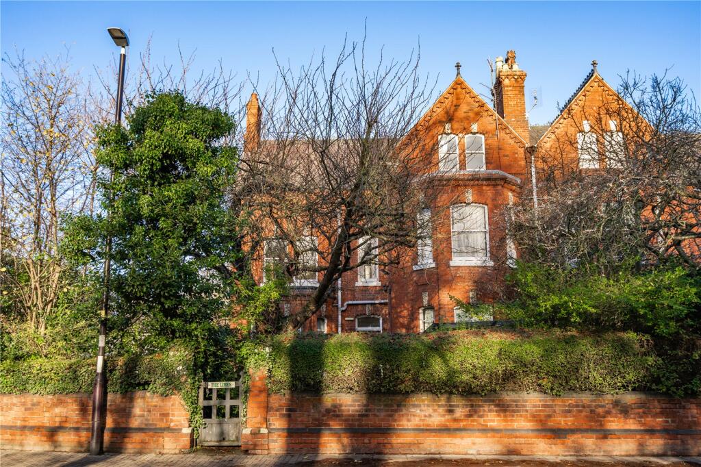 Welholme Road, Grimsby, DN32
