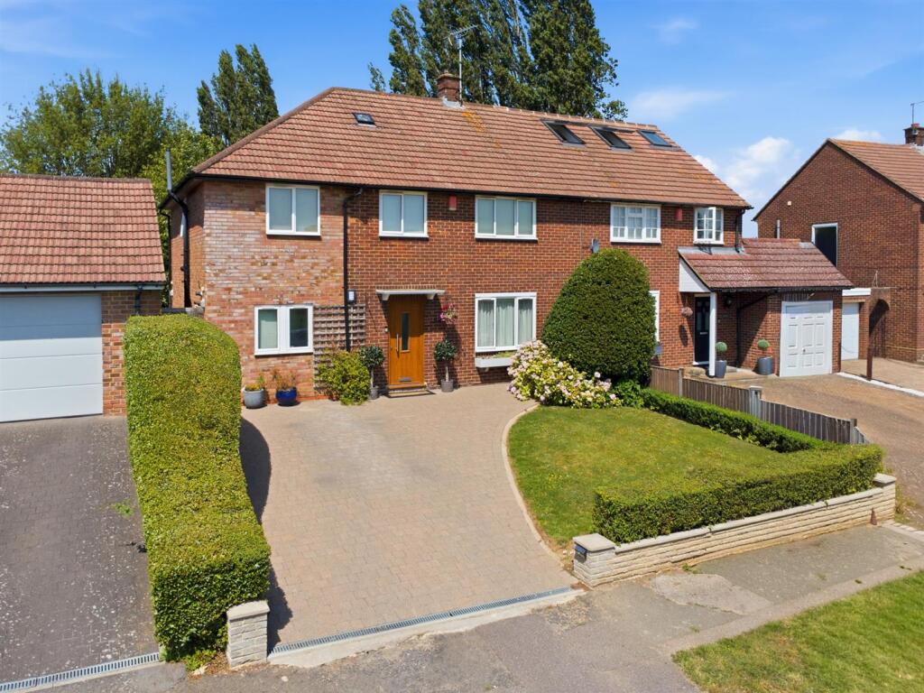 Main image of property: Bulls Lane, Welham Green, North Mymms, Hatfield