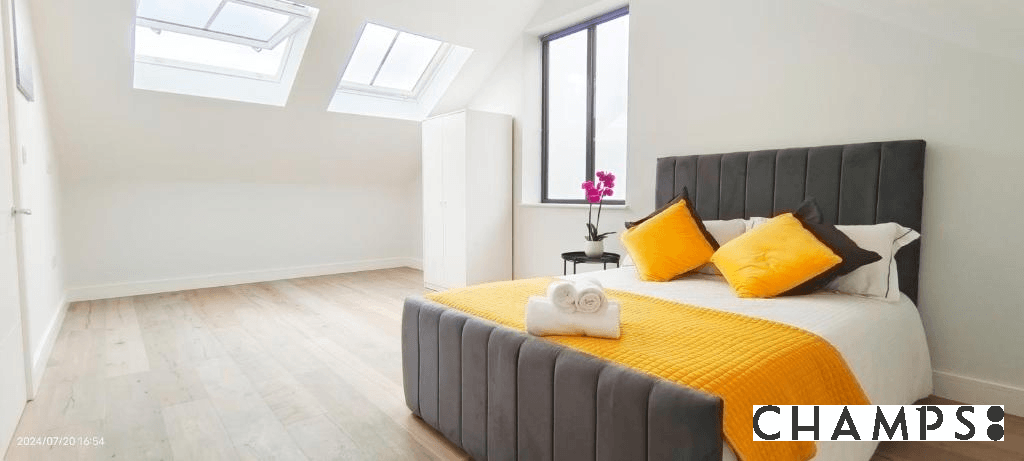 Apartment in London - View 2