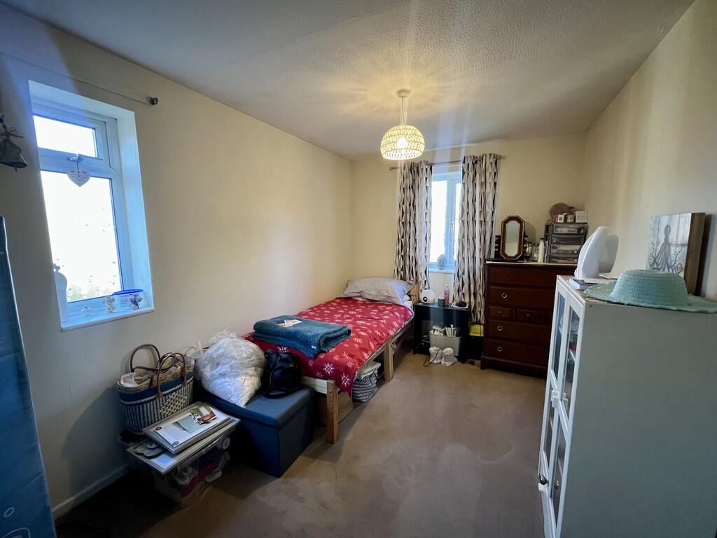 Freemans Close, Hungerford photo 5
