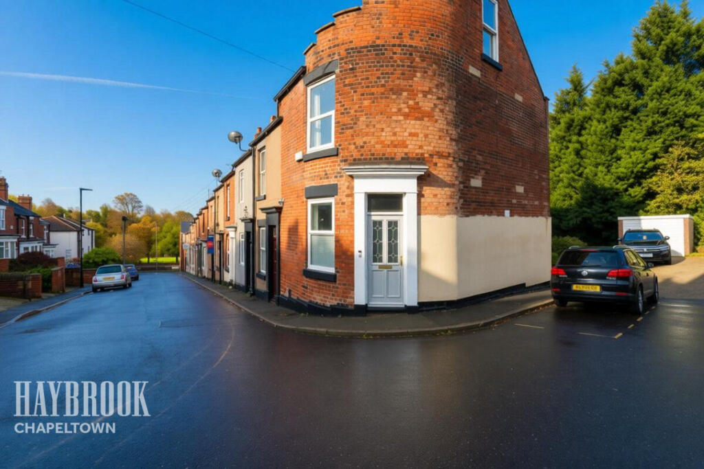 2-bed terraced on Roe Lane, Pitsmoor, £140,000