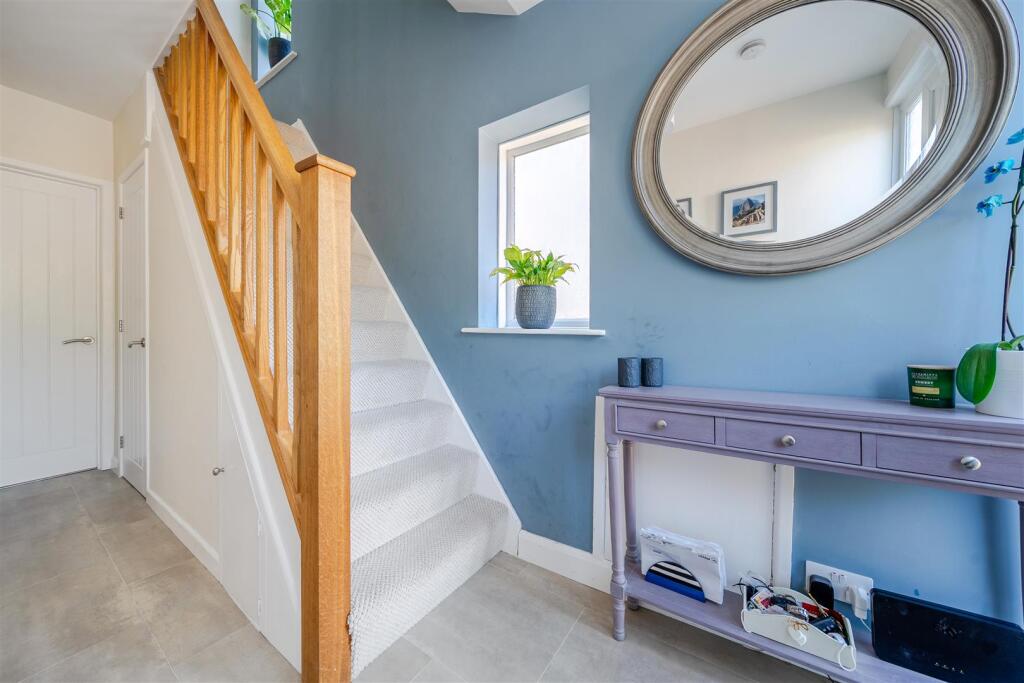 House in Reading - View 5