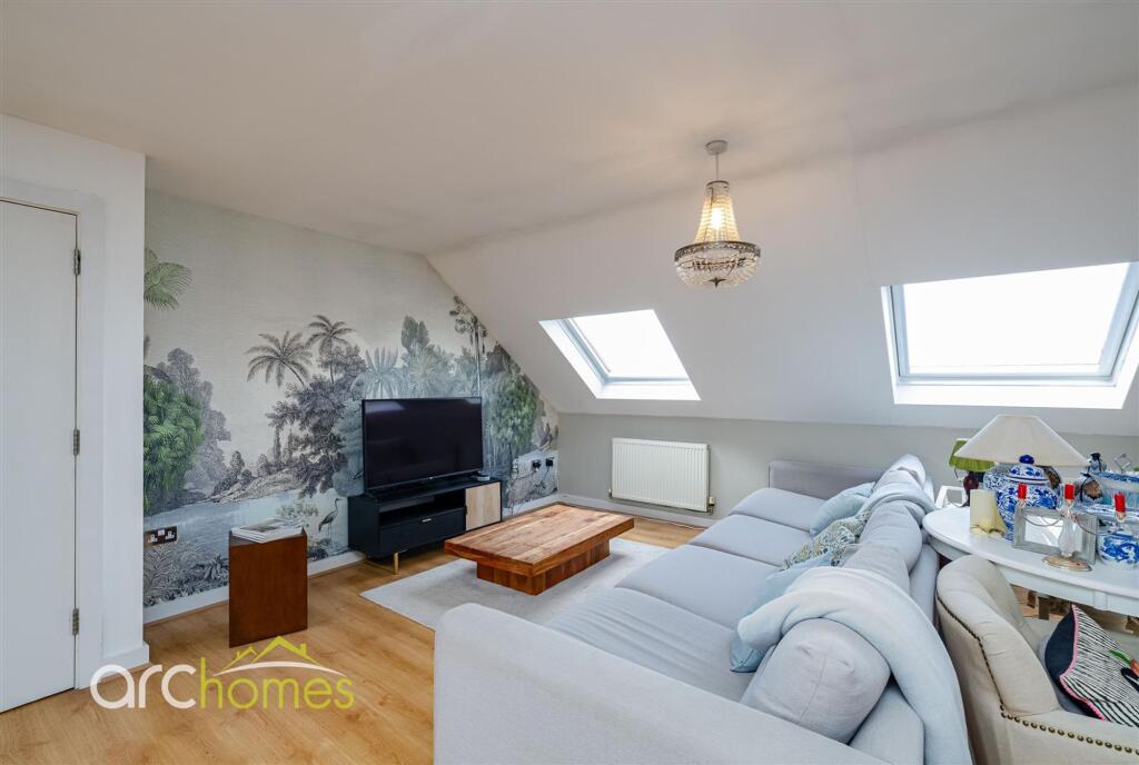 Gadfield Grove, Atherton, M46 photo 2