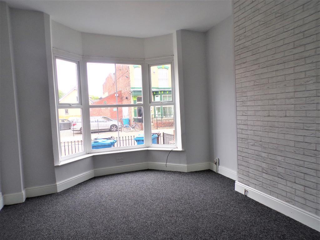 Apartment in Hull - View 2