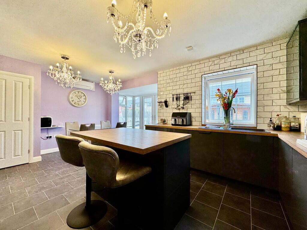 House in Chelmsford - View 4