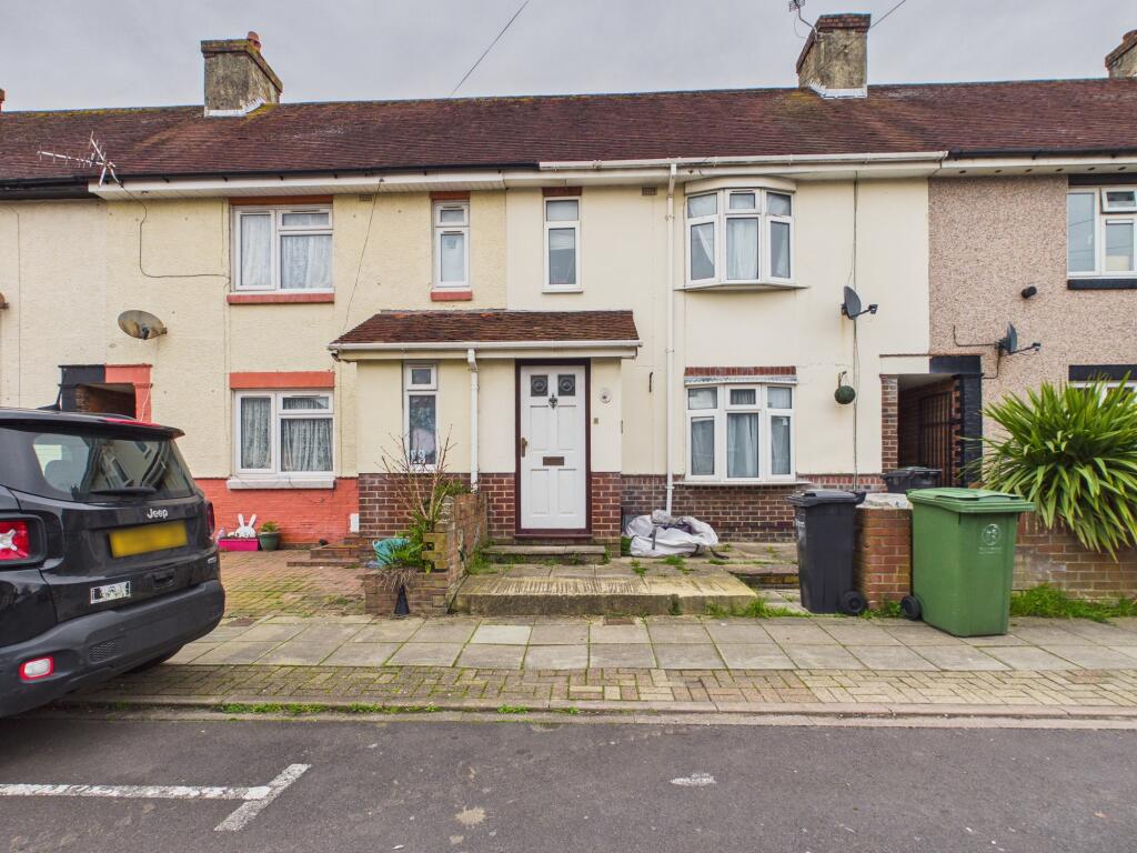 Main image of property: Totland Road, Cosham, Portsmouth, PO6