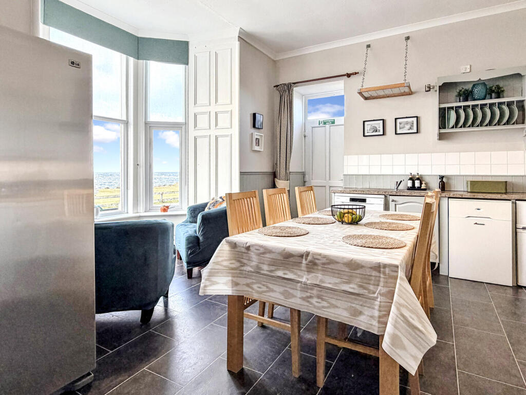 Additional image 10 of Portessie