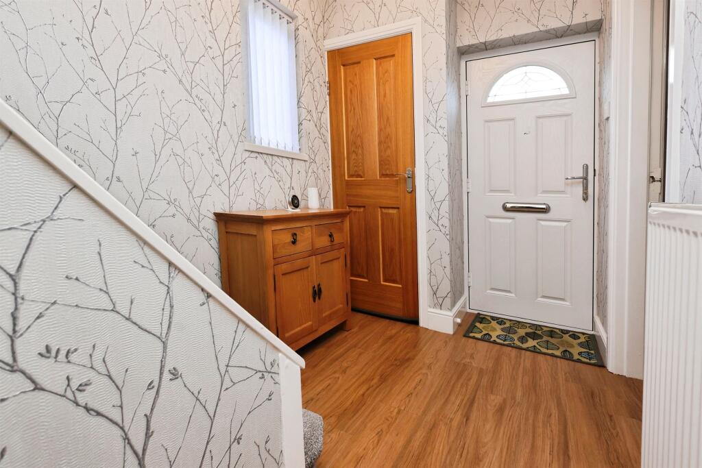 House in Birmingham, Druids Heath - View 4