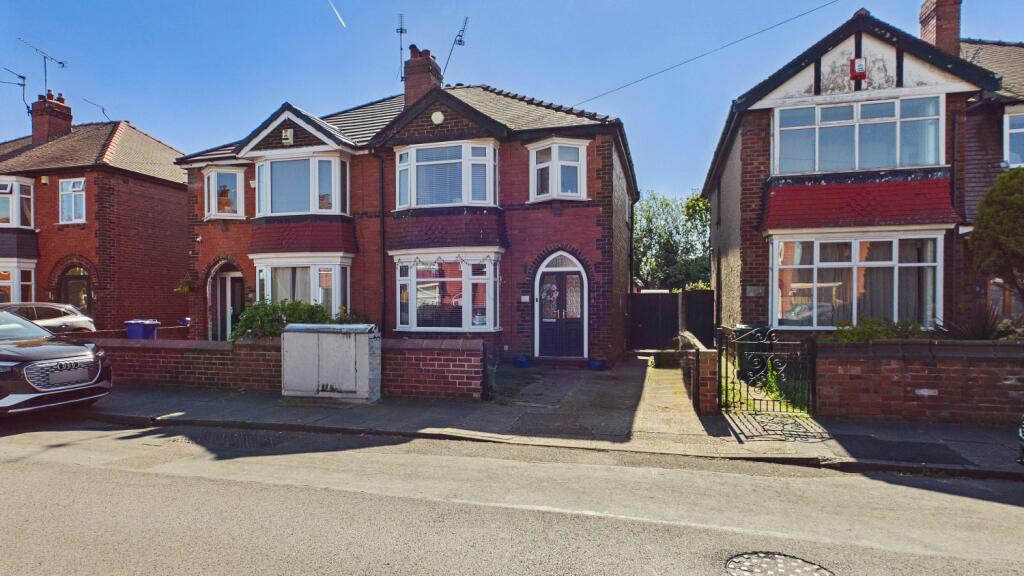 Main image of property: Manor Drive, Doncaster, South Yorkshire, DN2