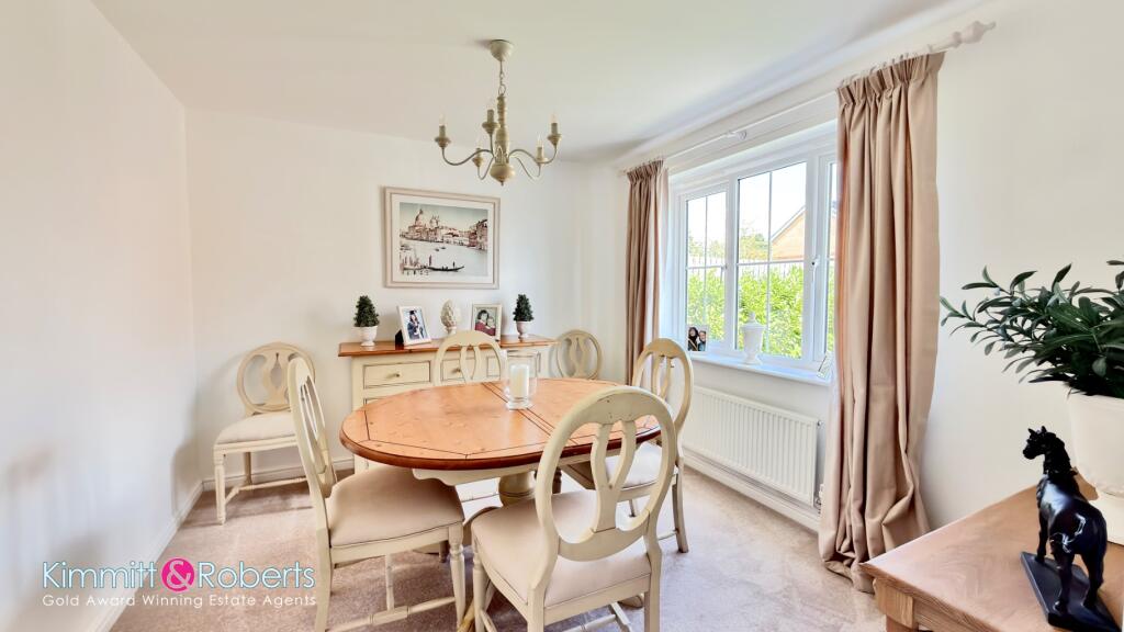 Bramble Close, Houghton le Spring, Tyne and Wear, DH4 6TQ photo 4