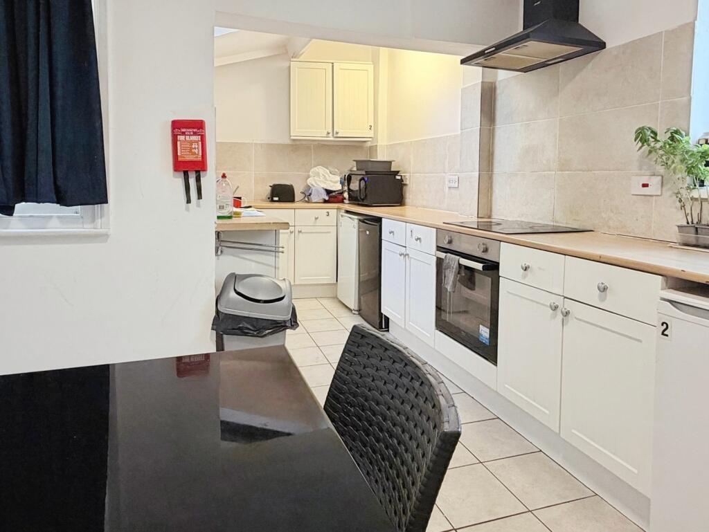 House in Banbury, Calthorpe - More