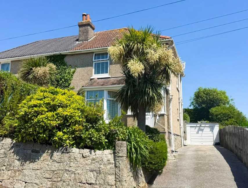 Main image of property: FALMOUTH