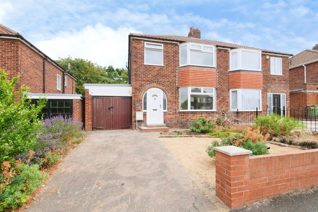 House in York - View 2