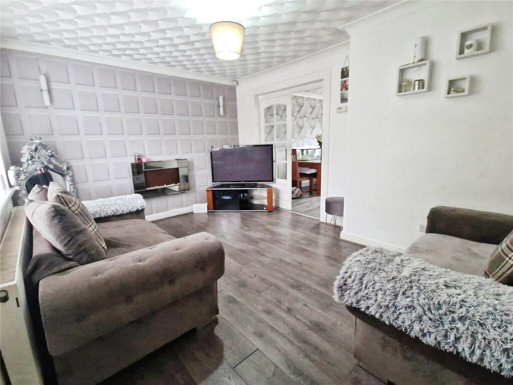 House in Salford, Linnyshaw - View 2