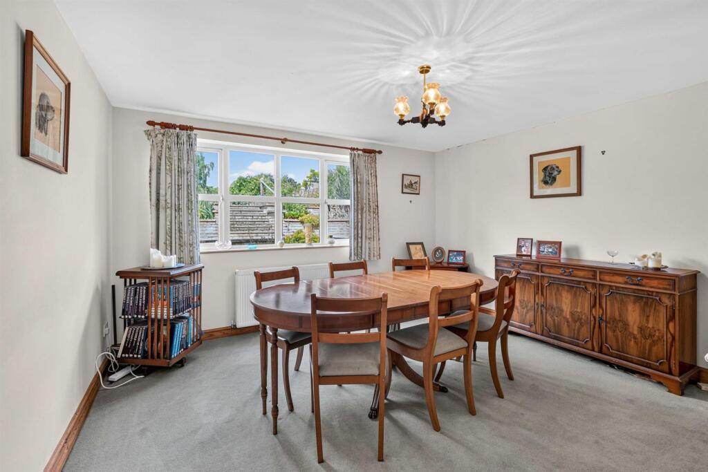 Windmill Way, Lyddington, Rutland photo 4