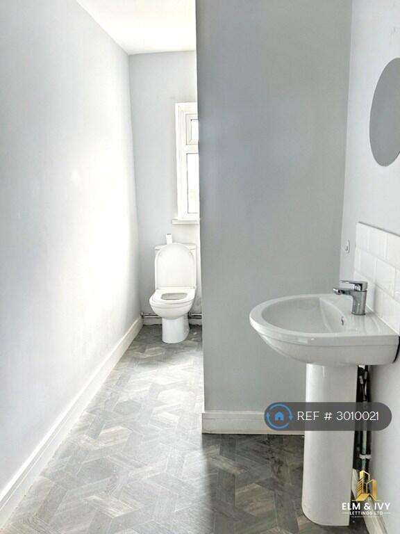 House in Cardiff - View 5