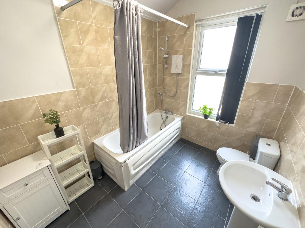 House in Liverpool, Knowledge Quarter, Kensington - View 5