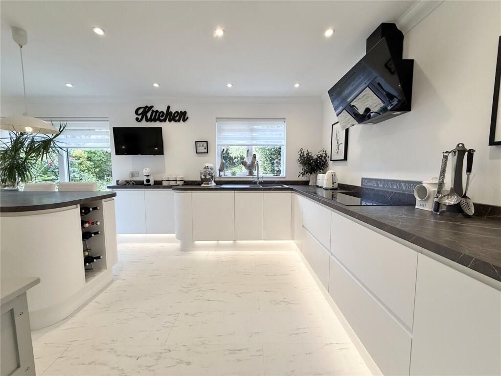House in Verwood, Ebblake - View 5