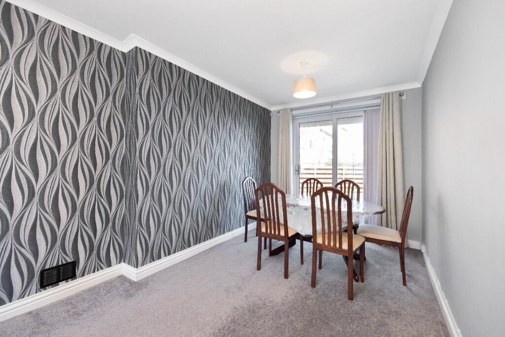 72 Cramond Gardens, Kirkcaldy, Fife, KY2 6DN photo 4