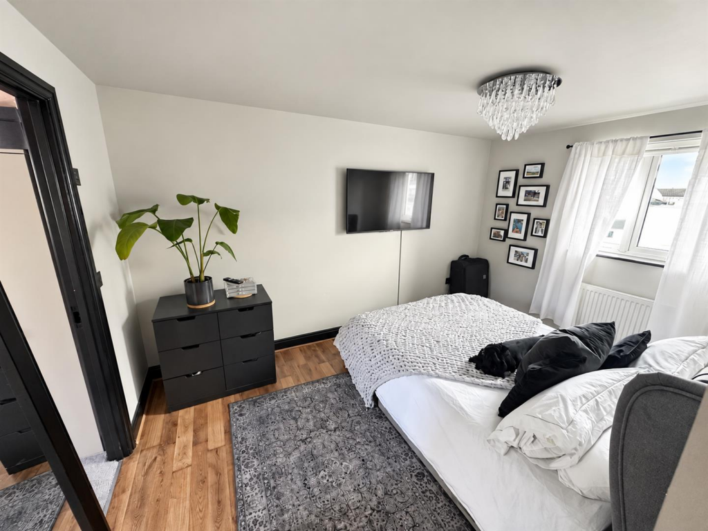 Apartment in Bristol - View 4
