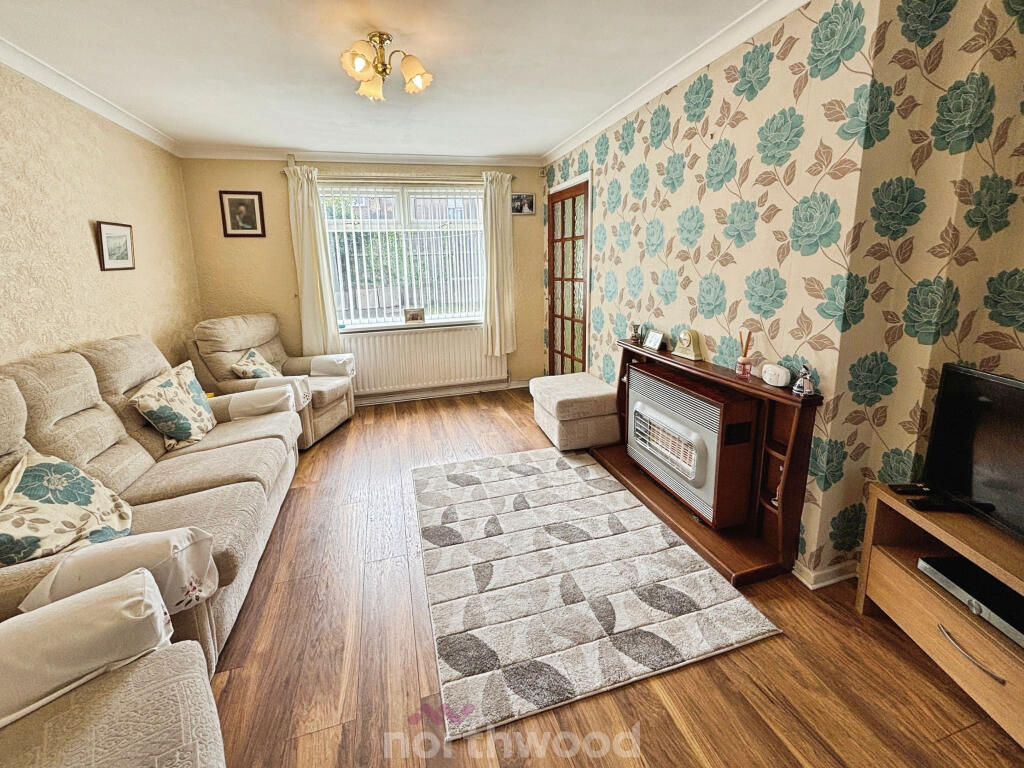 Bootham Crescent, Stainforth, Doncaster, DN7 photo 2