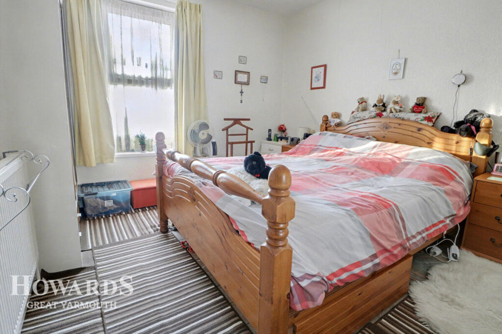 Crown Road, Great Yarmouth photo 4