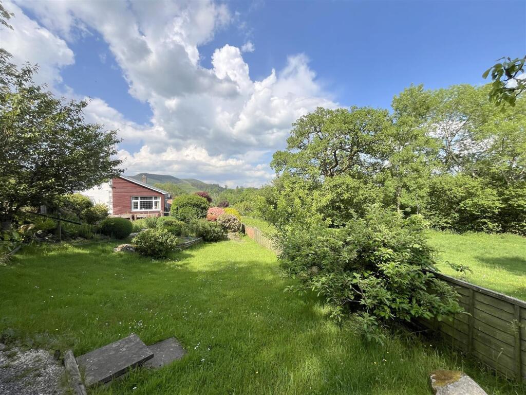 Llanwrthwl, Llandrindod Wells photo 4