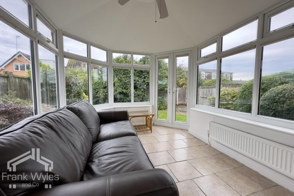 House in Fylde, South Park, Lytham - More