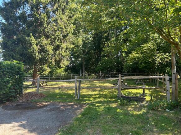 Pub garden 1.JPG