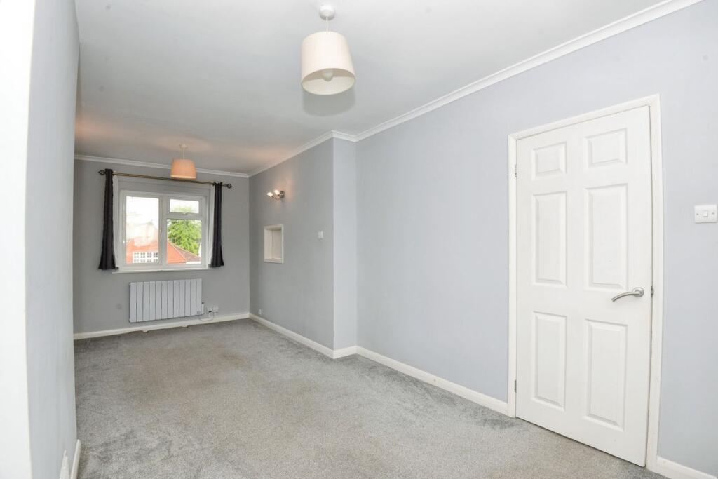 Apartment in South Oxfordshire, Chalgrove - View 2