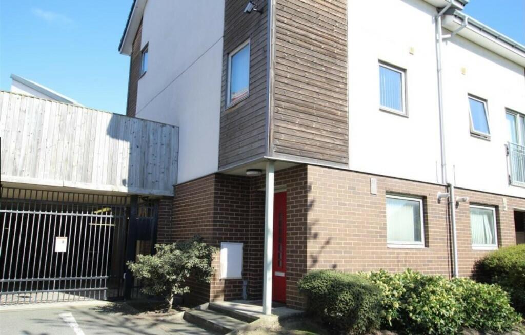 Main image of property: Ashburnham Way, Liverpool, Merseyside, L3