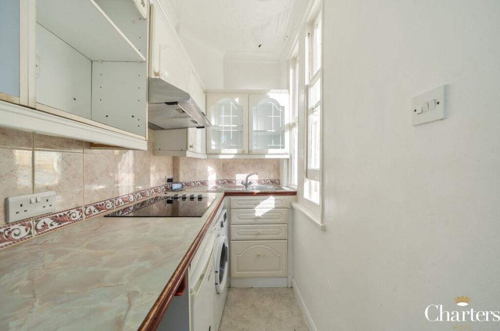 Apartment in Hove, Brunswick - View 5