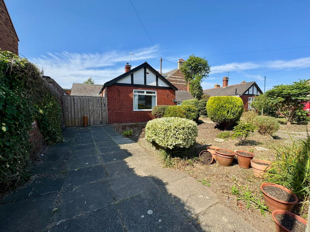 Main image of property: Upleatham Street, Saltburn-by-the-sea, TS12 1LP