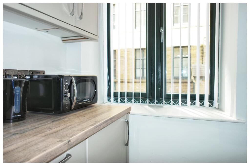 Additional image 3 of Apartment, Mill Street, Bradford