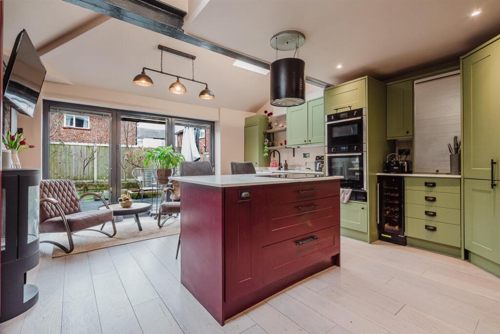 St. Andrews Avenue, Timperley, Altrincham – pohled 3