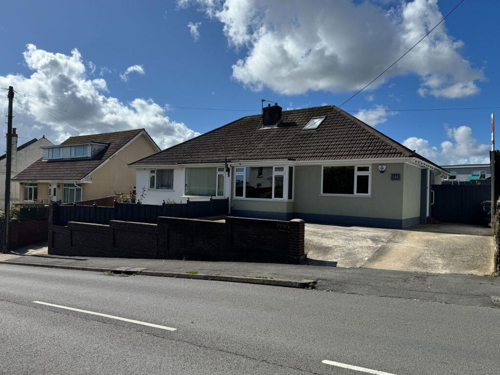 3-bed bungalow on Marldon Road, Paignton, Devon, TQ3 3NQ, £345,000