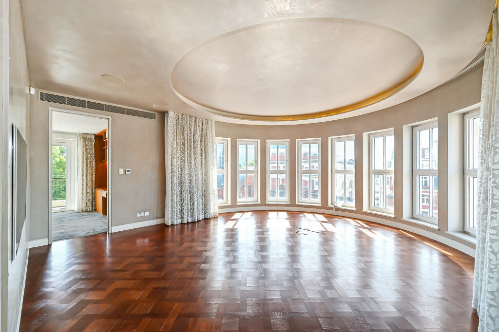 Apartment in London, Kensington - View 4